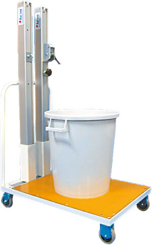 Lentopallopylväiden kuljetusvaunu kolmelle parille, ke-va